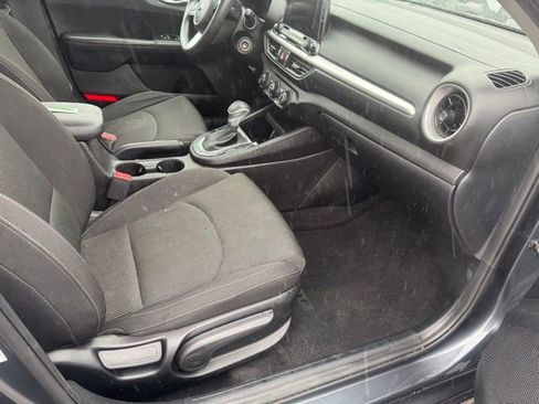 Used 2020 Kia Forte LXS image 15