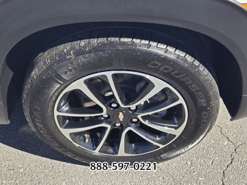 Used 2025 Chevrolet TrailBlazer LT image 21