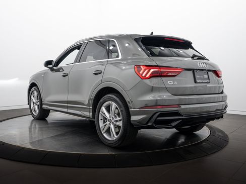 Certified 2022 Audi Q3 2.0T Premium AWD/4WD image 5