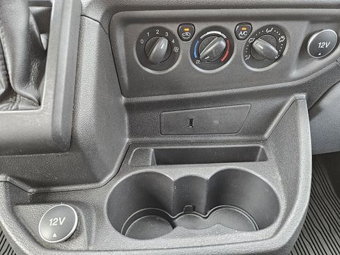 Used 2019 Ford Transit 150 XLT image 42
