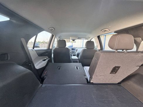 Used 2022 Chevrolet Equinox LS w/ LS Convenience Package FWD image 27