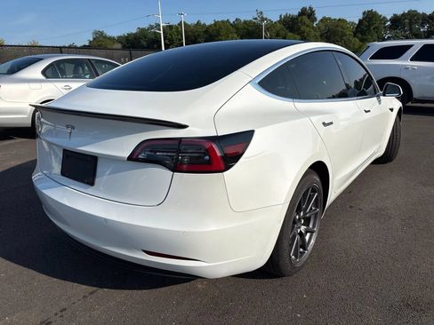 Used 2019 Tesla Model 3 Standard Range Plus RWD image 2