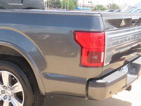Used 2018 Ford F150 Platinum w/ Equipment Group 701A Luxury RWD image 15