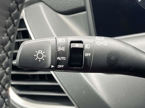 New 2026 Kia Seltos S FWD image 28