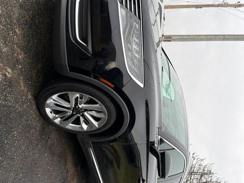 Used 2018 Lincoln MKX Black Label w/ Enhanced Security Package image 2