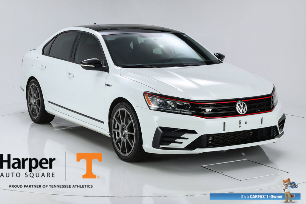 Used 2018 Volkswagen Passat 3.6 FWD image 15
