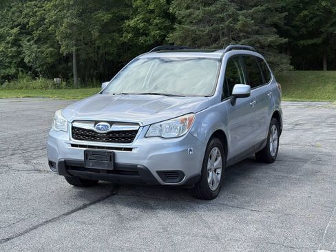 Used 2015 Subaru Forester 2.5i Premium w/ All-Weather Package AWD/4WD image 1