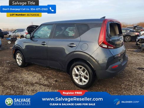 Used 2021 Kia Soul S FWD image 3