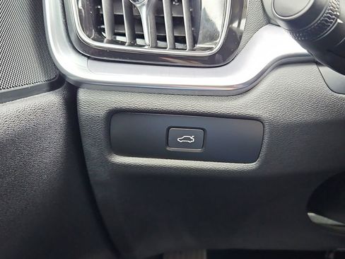 Used 2024 Volvo S60 B5 Core image 13