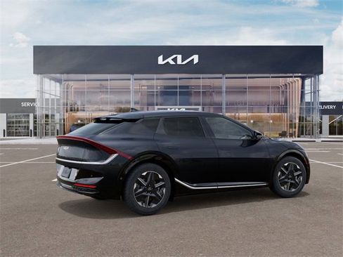 New 2025 Kia EV6 Wind image 6