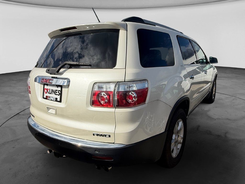 Used 2011 GMC Acadia SLT AWD/4WD image 10