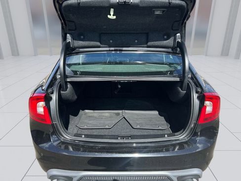 Used 2017 Volvo S60 T5 Dynamic w/ Vision Package image 12