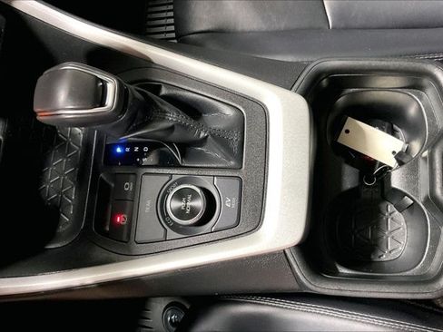 Used 2021 Toyota RAV4 XLE Premium AWD/4WD image 41