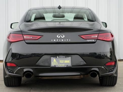 Used 2017 INFINITI Q60 3.0t Sport image 10