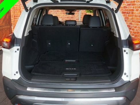 Certified 2023 Nissan Rogue SL w/ SL Premium Package image 45