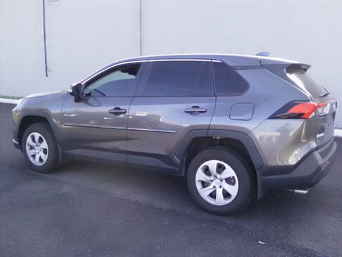 Used 2024 Toyota RAV4 LE image 8