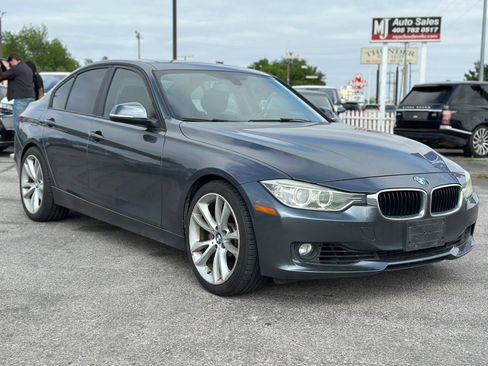 Used 2013 BMW 335i Sedan RWD image 4