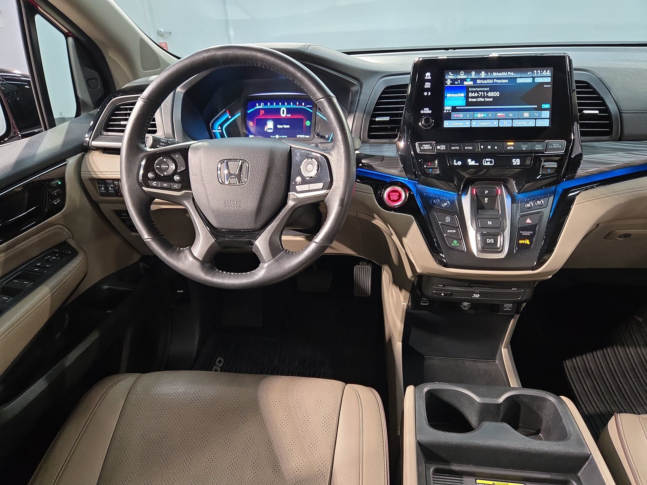 Used 2023 Honda Odyssey Elite image 9
