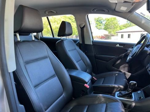 Used 2016 Volkswagen Tiguan S image 23