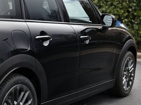 New 2026 MINI Cooper S image 8