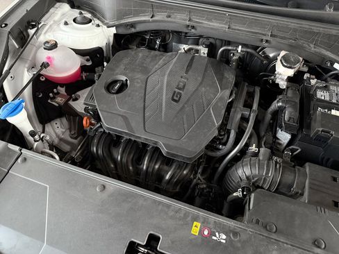 Used 2025 Kia Sorento LX image 38