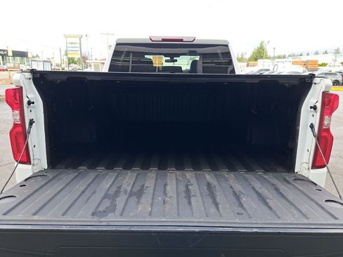 Used 2022 Chevrolet Silverado 1500 Custom Trail Boss w/ LPO, Dark Essentials Package image 20