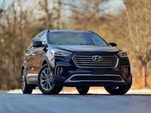 Used 2017 Hyundai Santa Fe SE w/ SE Premium Package 02 AWD/4WD image 1