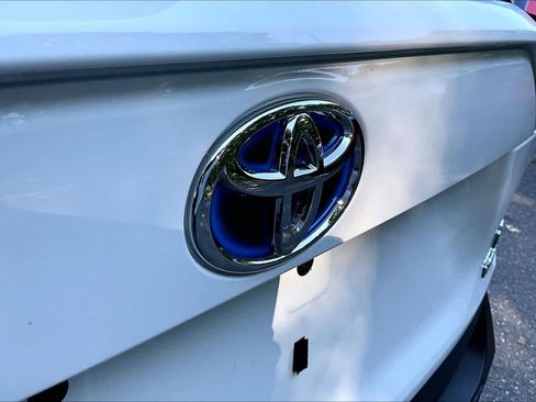 Certified 2024 Toyota RAV4 LE AWD/4WD image 29