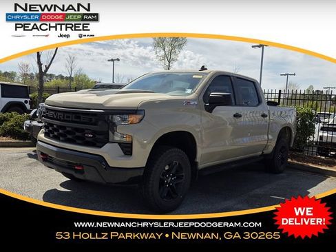 Used 2023 Chevrolet Silverado 1500 Custom Trail Boss image 1