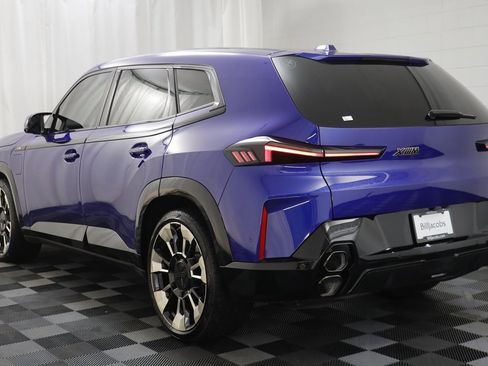 Used 2023 BMW XM image 18