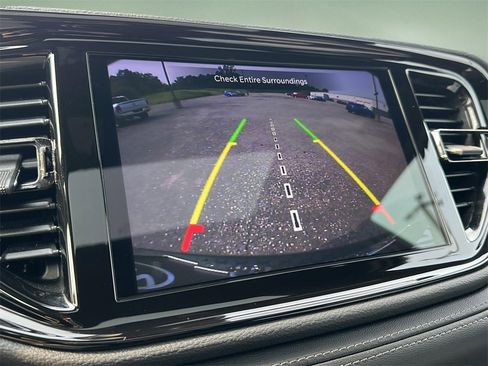 Used 2022 Dodge Durango GT image 19