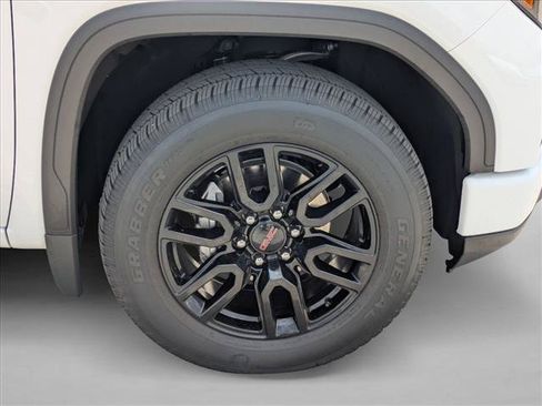 Used 2025 GMC Sierra 1500 Elevation RWD image 23