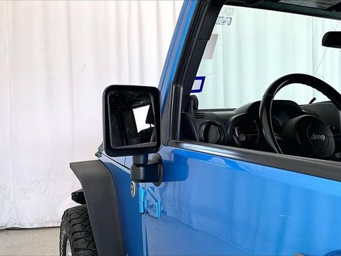 Used 2010 Jeep Wrangler Unlimited Sport AWD/4WD image 10