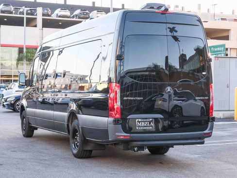 Used 2024 Mercedes-Benz Sprinter 3500 w/ Parking Package image 7