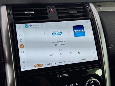 Used 2023 Land Rover Discovery Metropolitan Edition image 15