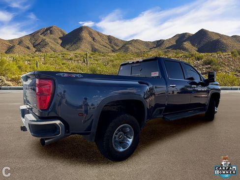 Used 2020 Chevrolet Silverado 3500 LTZ w/ Technology Package AWD/4WD image 4