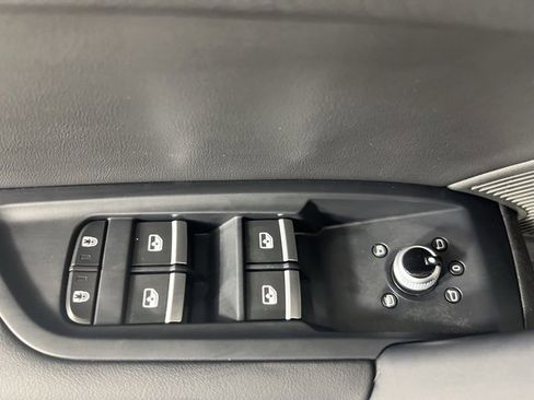 Certified 2023 Audi Q5 2.0T Premium Plus w/ Premium Plus Package image 19