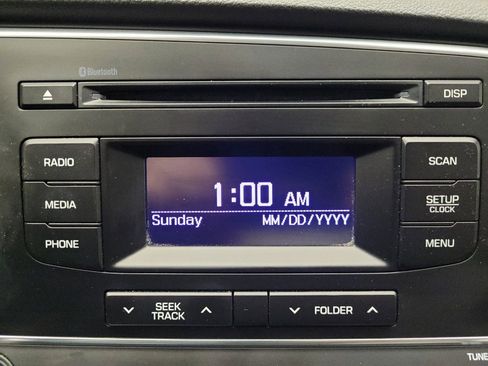 Used 2018 Hyundai Elantra SE FWD image 25