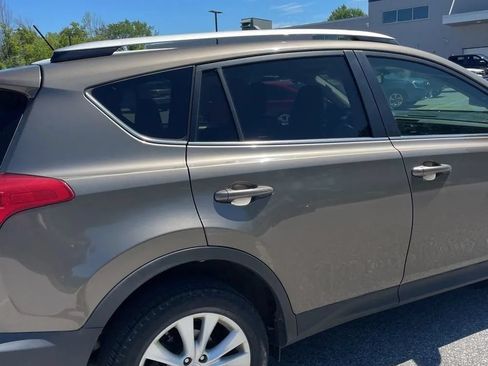 Used 2013 Toyota RAV4 Limited AWD/4WD image 9