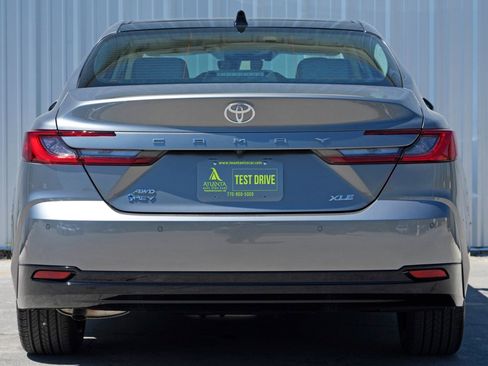 Used 2026 Toyota Camry XLE w/ Premium Plus Package image 10