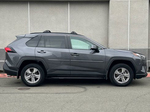 Used 2023 Toyota RAV4 XLE image 3