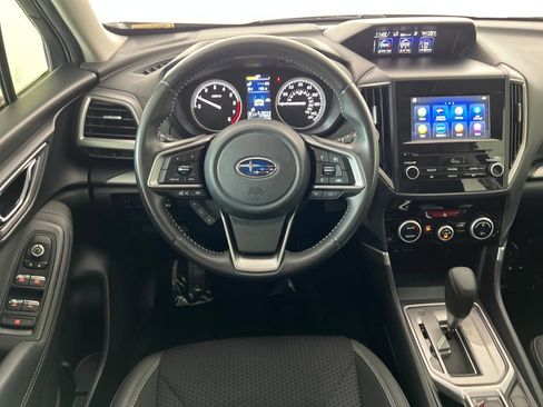 Used 2019 Subaru Forester Premium AWD/4WD image 16