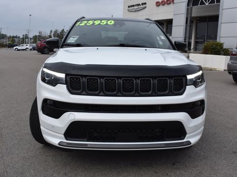 Used 2023 Jeep Compass High Altitude w/ Driver Assist Group I image 4