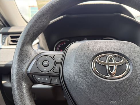 Certified 2024 Toyota RAV4 XLE FWD image 10