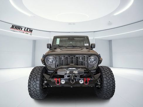 New 2026 Jeep Wrangler Unlimited Rubicon AWD/4WD image 8