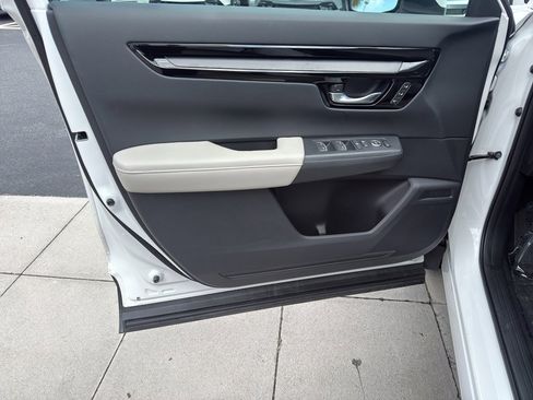 Used 2024 Honda CR-V EX-L image 12