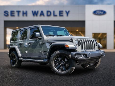 Used 2021 Jeep Wrangler Unlimited Sahara AWD/4WD image 62