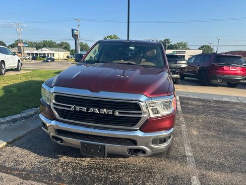 Used 2020 RAM 1500 Big Horn AWD/4WD image 3