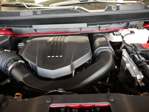 Used 2026 Chevrolet Traverse LT w/ LPO, Floor Liner Package FWD image 29