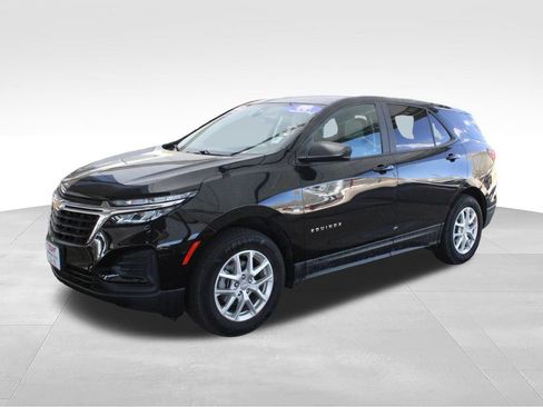Used 2023 Chevrolet Equinox LS w/ LS Convenience Package AWD/4WD image 10